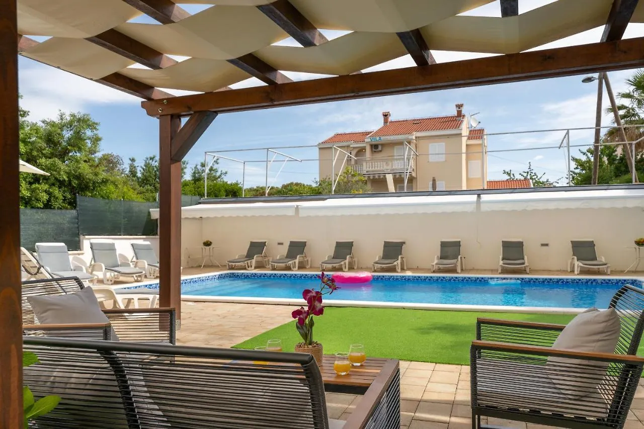 Villa Mirela Petrčane Apartament