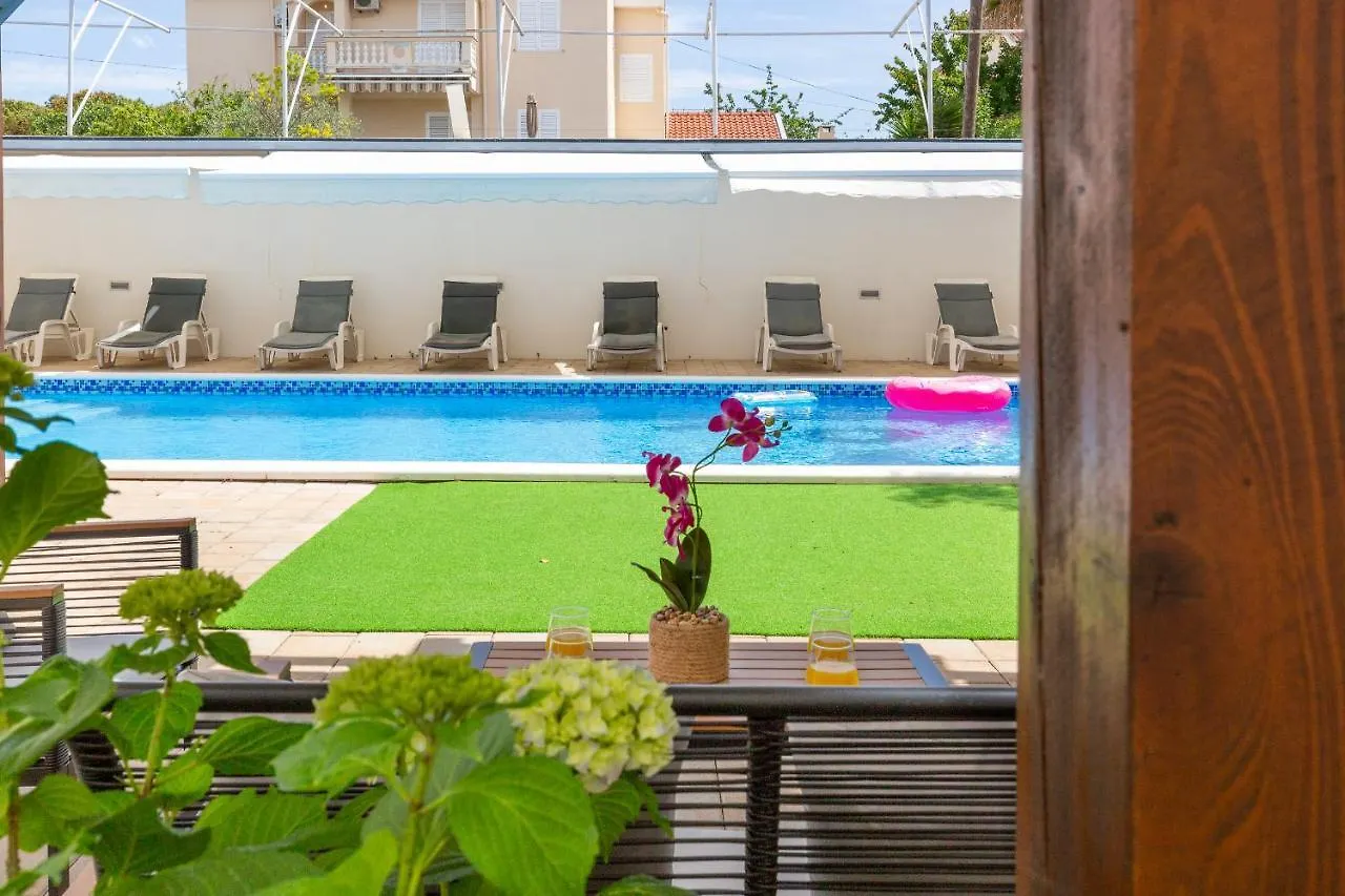 Villa Mirela Petrčane Apartament