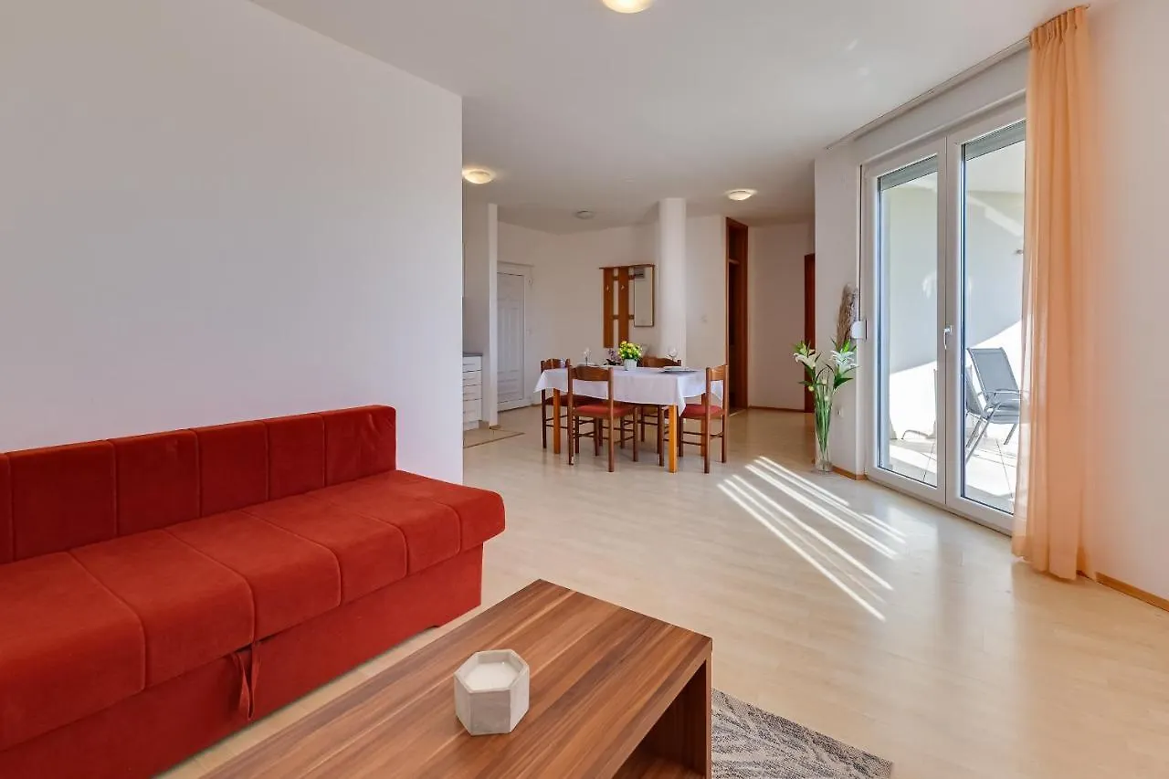 Villa Mirela Petrčane Apartament
