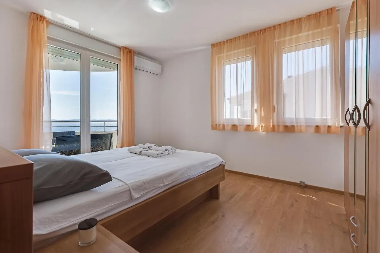 Villa Mirela Petrcane Croatia